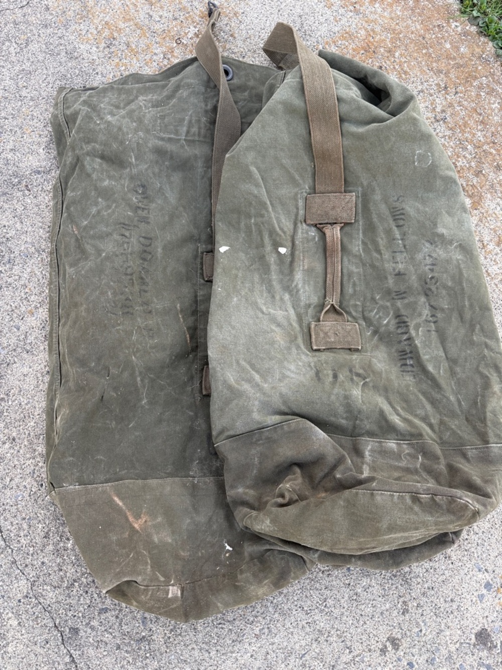 VINTAGE KOREAN WAR Military Olive Canvas Duffel Bag